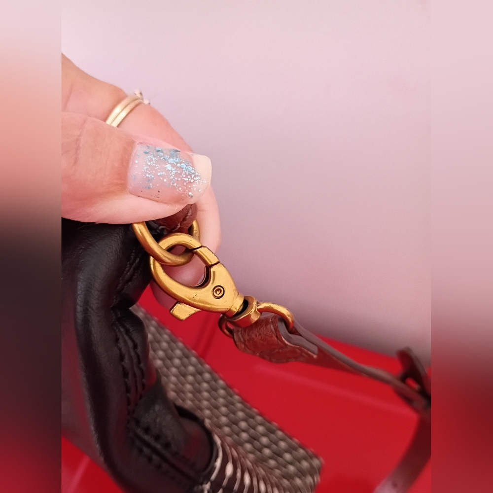 Fossil Black and White With Brown Adjustable Strap Women's Purse. - Picture 7 of 12